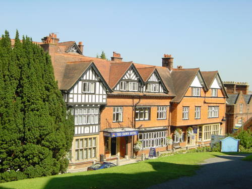 The Crown Manor House Hotel 