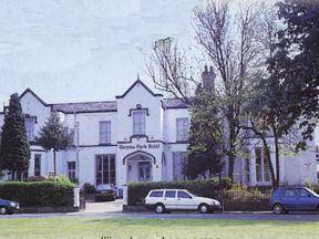 Victoria Park Hotel 