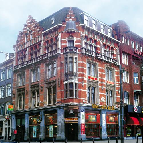 City Hotel 