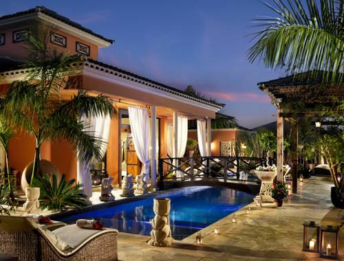 Royal Garden Villas 
