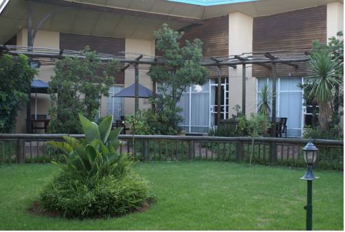 Airport Inn Bed and Breakfast 