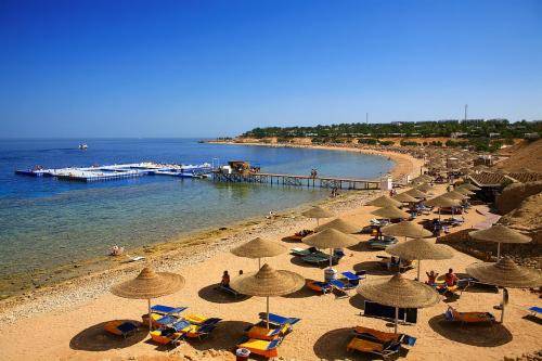 Domina Aquamarine Pool Hotel & Resort 