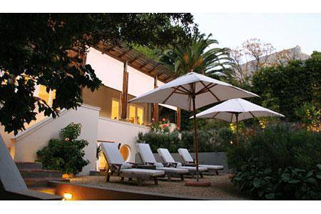 Four Rosmead Boutique Guesthouse 