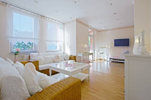 Private Room in City Sarstedt - Bed and Breakfast 