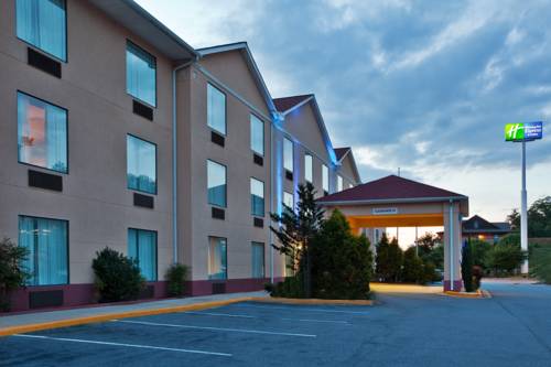 Holiday Inn Express Hotel & Suites Hiawassee 