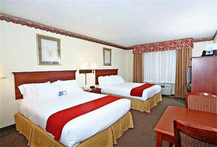 Holiday Inn Express Hillsville 