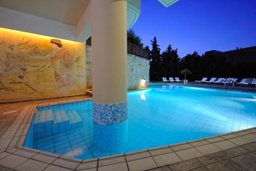 Lefteris Apartments 