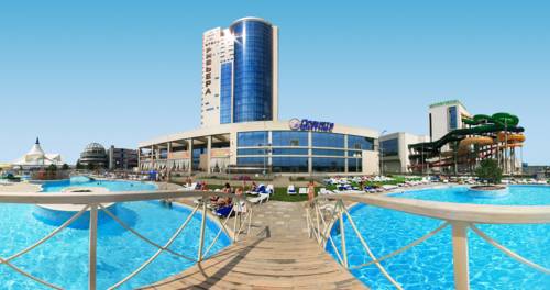 The Riviera Hotel 