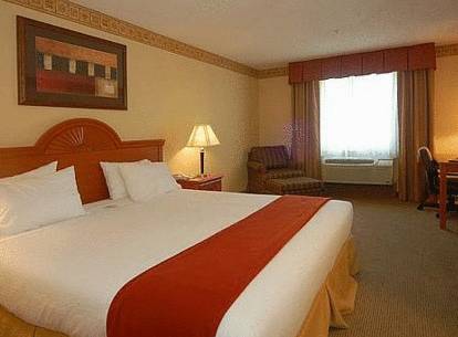Holiday Inn Express Hotel & Suites Livermore 