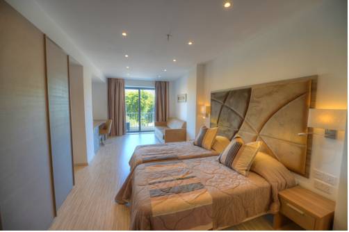Plaza Regency Hotels 