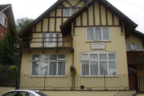 Brackenhurst Guesthouse 