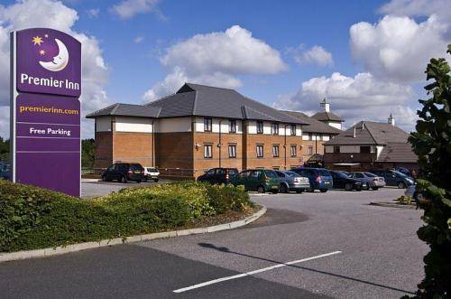 Premier Inn Gillingham Business Park 