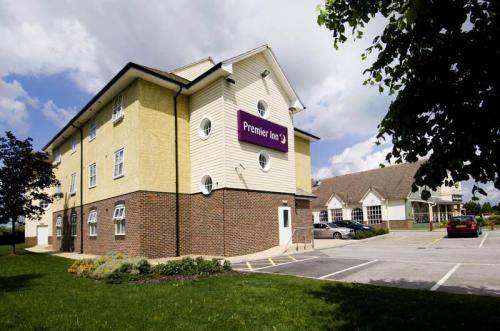 Premier Inn Hull North 