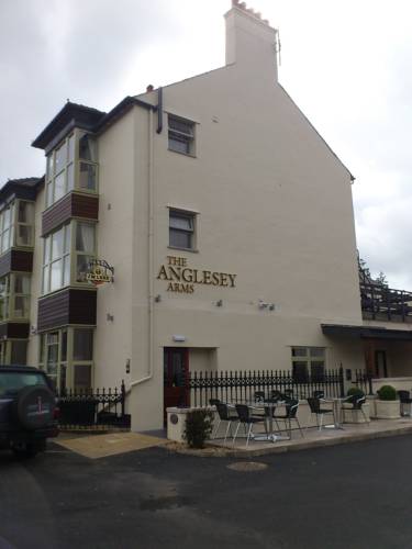 Anglesey Arms Hotel 