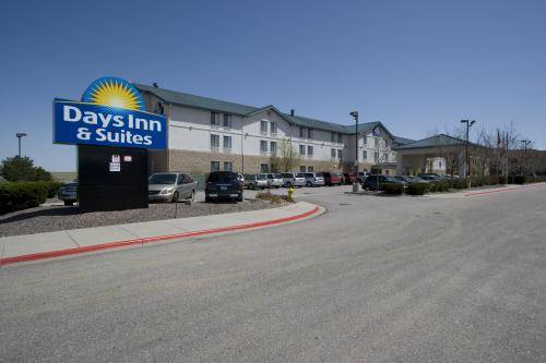 Days Inn Denver International Airport 