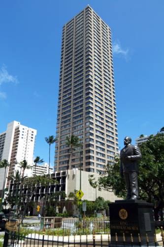 Maile Sky Court Waikiki 