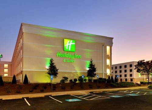 Holiday Inn & Suites Atlanta Airport North 