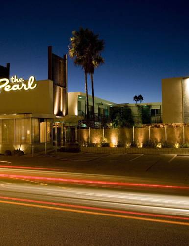 The Pearl Hotel 