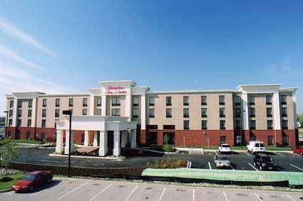 Hampton Inn & Suites Cincinnati-Union Centre 