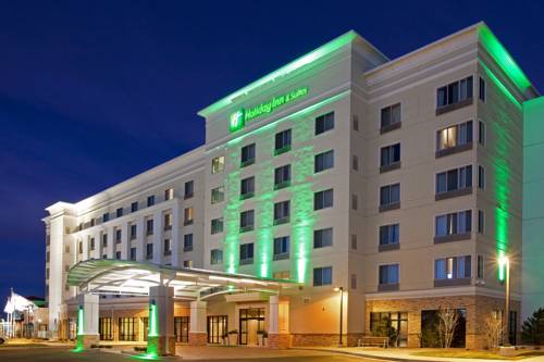 Holiday Inn & Suites Denver Airport 