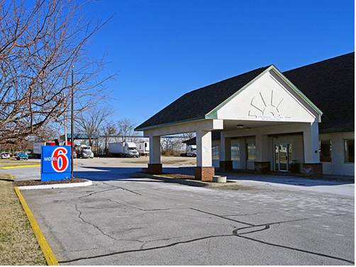 Motel 6 Indianapolis South 