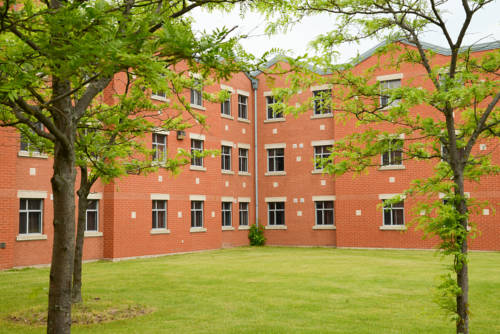 Residence & Conference Centre - Welland 