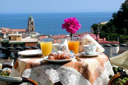 Villa Lara Hotel 