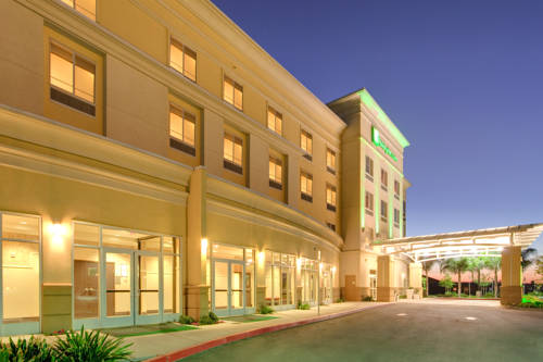 Holiday Inn Hotel & Suites Bakersfield 