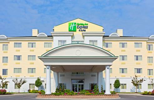 Holiday Inn Express Hotel & Suites Watertown - Thousand Islands 