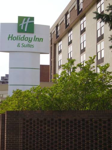 Holiday Inn Hotel & Suites Mansfield-Conference Center 