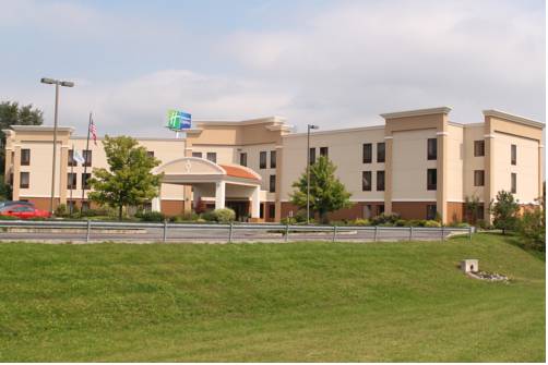 Holiday Inn Express Lewisburg - New Columbia 