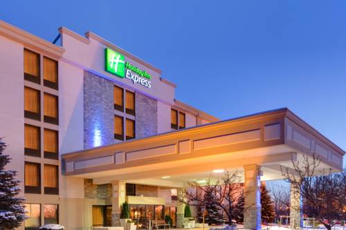 Holiday Inn Express Flint-Campus Area 