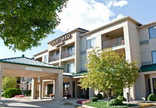 Courtyard by Marriott Champaign 