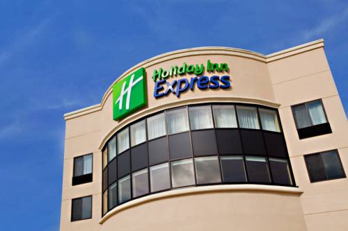 Holiday Inn Express Waterloo-Cedar Falls 