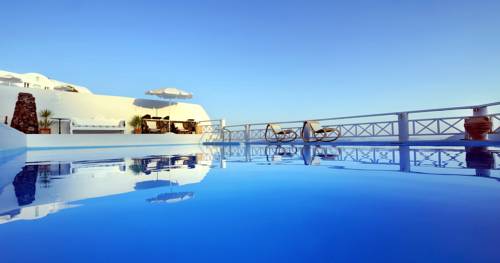 La Perla Villas 