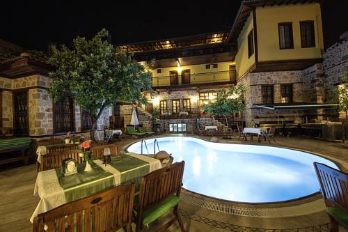 La Paloma Hotel 