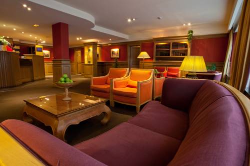 Theater Hotel 