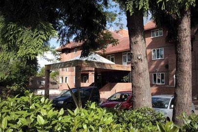 Parkside International Hotel 