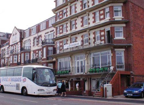 Monarch Hotel 