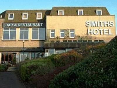 Smiths Hotel 