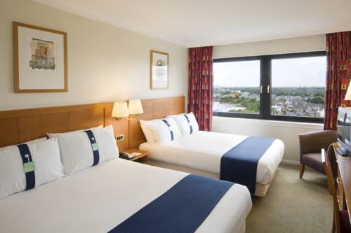 Holiday Inn Edinburgh City West 