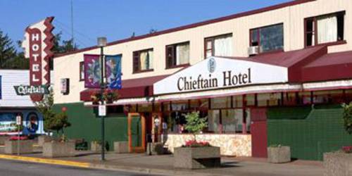 Chieftain Hotel 