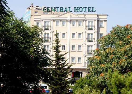 Central Hotel 