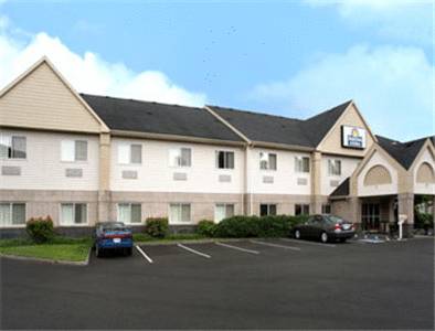 Days Inn and Suites Vancouver 