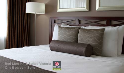Red Lion Inn and Suites Victoria 