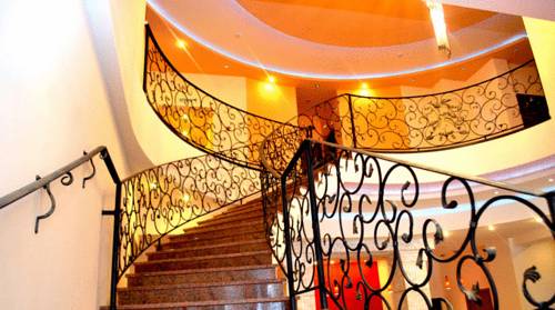Cron Hotel 