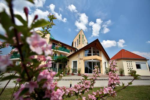 Aqua Therm Hotel 