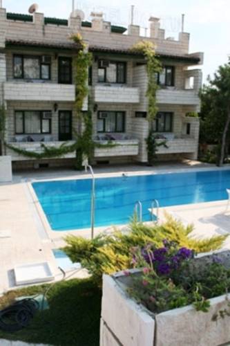 Hal-Tur Hotel 