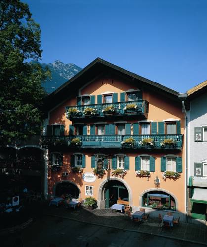 Gasthof Hotel Hauslwirt 