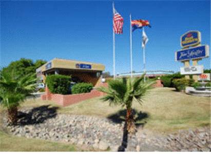 Best Western Plus InnSuites Tucson Foothills 